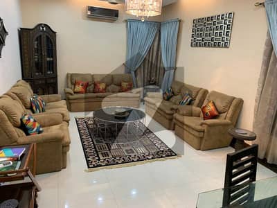 Amazingly Built 4bed Drawing Corner Portion For Sale At Amir Khusro Road. Beautifuly Designed, Very Airy With Parking Space, Fully Secured Location.