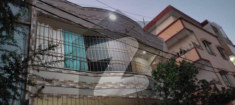 نارتھ کراچی کراچی میں 6 کمروں کا 4 مرلہ مکان 1.1 کروڑ میں برائے فروخت۔