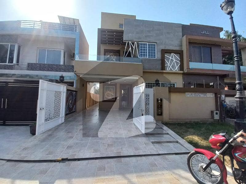 10 Marla Brand New House For Sale In Sector M-5 Lake City Lahore