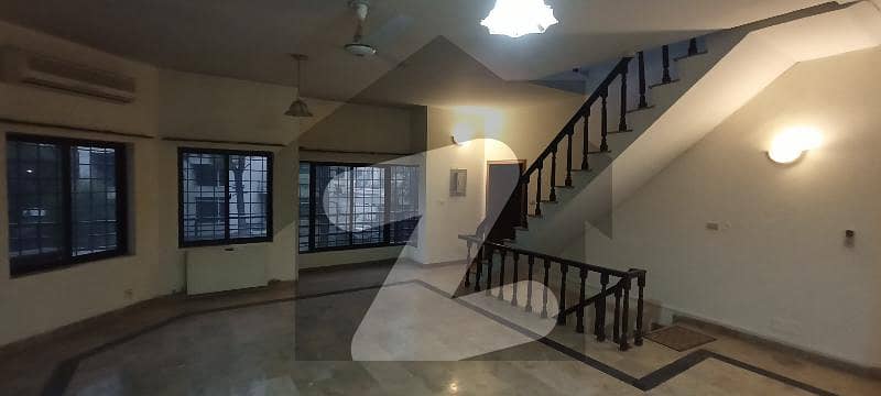 A Graceful Upper Portion Is Available For Rent,