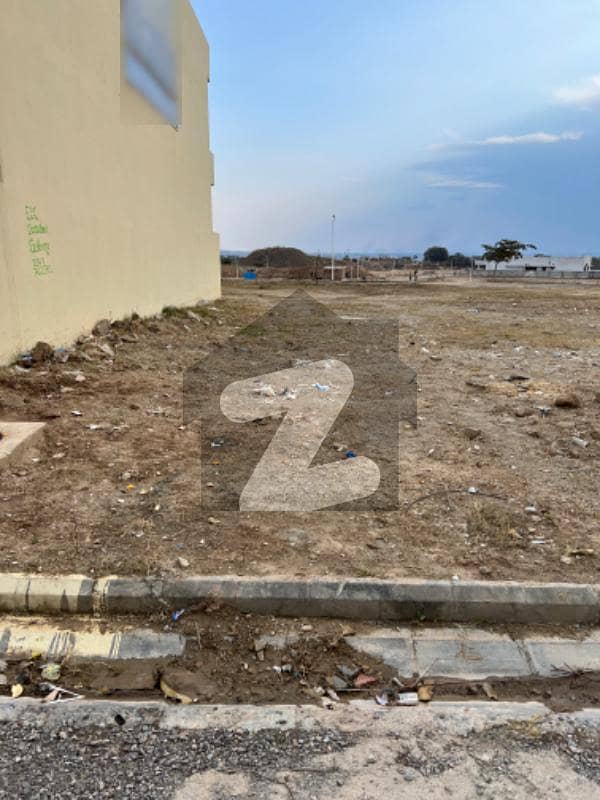T block 7marla develop possession plot available in gulberg Gulberg