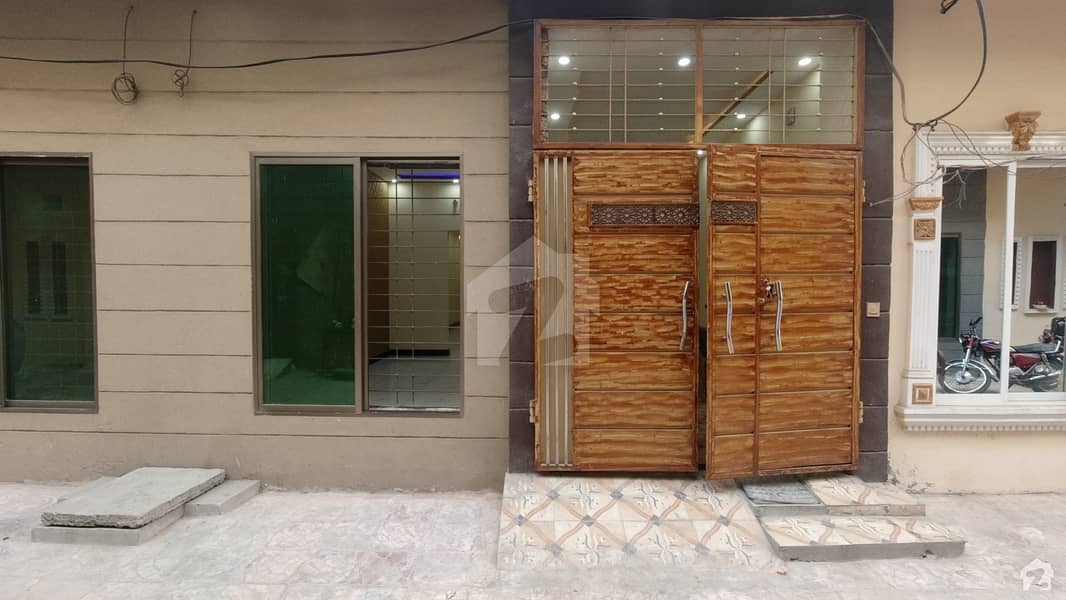 گلشنِ راوی لاہور میں 4 کمروں کا 5 مرلہ مکان 1.9 کروڑ میں برائے فروخت۔