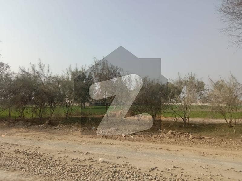 سوئے-اے-اصل روڈ لاہور میں 200 کنال صنعتی زمین 60 کروڑ میں برائے فروخت۔