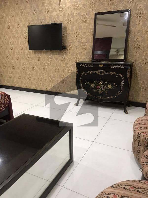 Luxury Full Furnished Room For Rent In Cavalry Ground Lahore