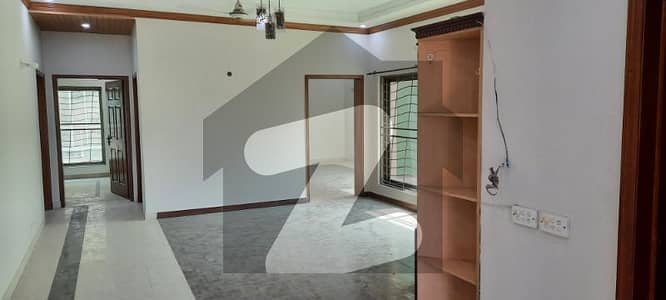 Aesthetic Upper Portion Of 16 Marla For Rent Is Available In Valencia Town