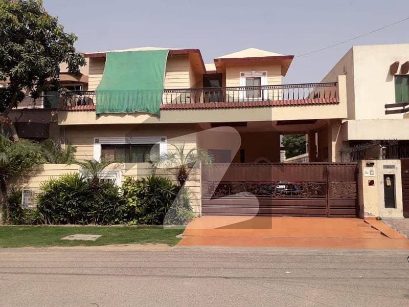 Maintained House For Sale In Dha Phase 4 Jj Block