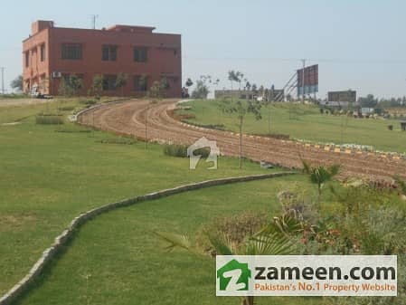 10 Marla Park Facing Plot For Sale In Islamabad