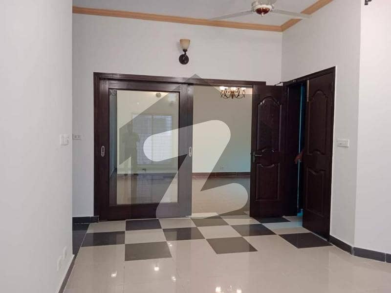 10 Marla 4 Bed SD House For Sale in Askari 11 Sector B