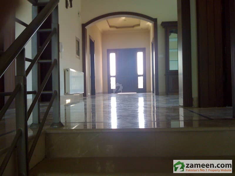Upper Portion Of A House In E-11/3 Mpchs Available For Rent