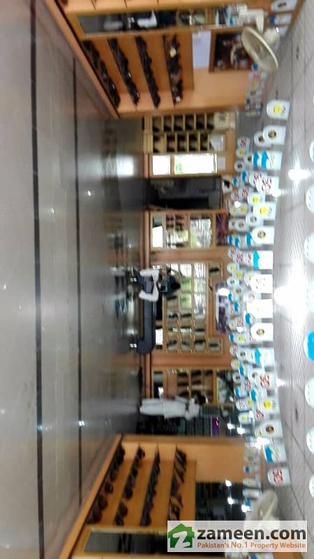 Commercial Building For Rent At GT Road Commercial Building For Rent At GT Road