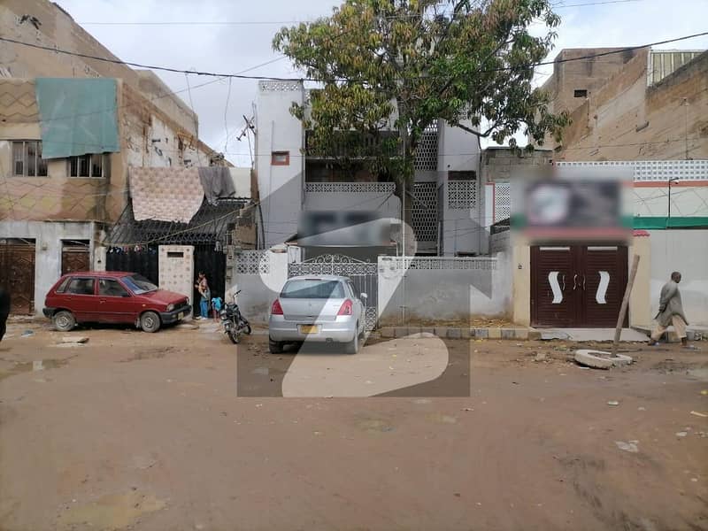 House For Sale Is Readily Available In Prime Location Of North Karachi - Sector 11e