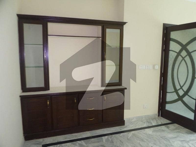 6 Marla Upper Portion For rent In The Perfect Location Of Airport Housing Society - Sector 2