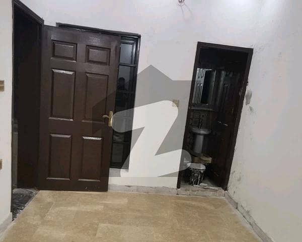 Good 6 Marla Upper Portion For rent In GT Road