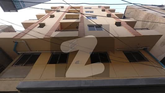 Perfect 750 Square Feet Flat In Gulshan-E-Iqbal Block 4A For Sale