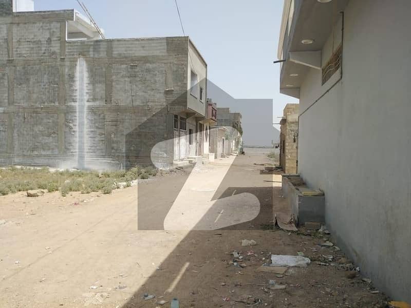 فاطمہ ڈریم سٹی میمن گوٹھ گداپ ٹاؤن کراچی میں 5 مرلہ کمرشل پلاٹ 25 لاکھ میں برائے فروخت۔