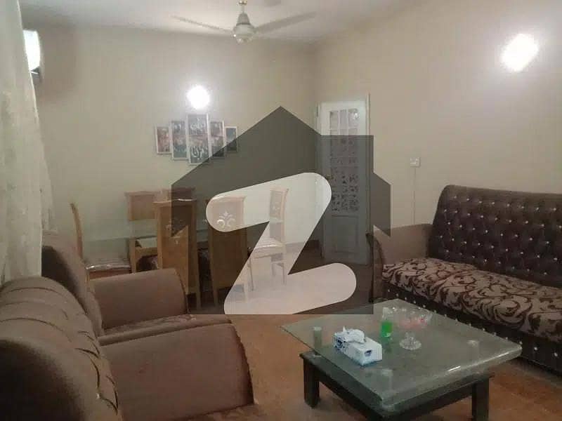 سکیم 33 کراچی میں 4 کمروں کا 8 مرلہ مکان 3.5 کروڑ میں برائے فروخت۔