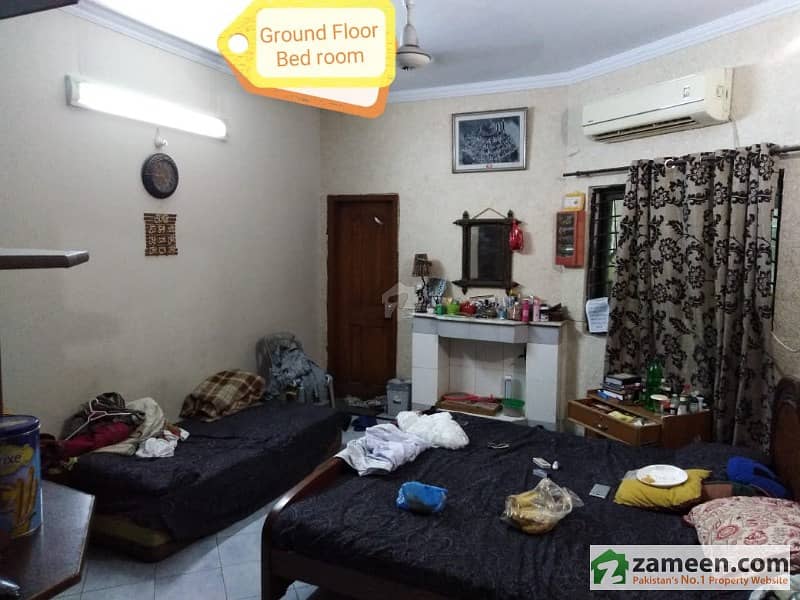 100  original picture 7 Marla beautiful house for sale in Zaman colony