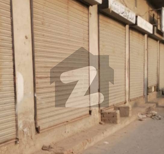 171 Square Feet Shop Is Available For sale In 204 Chak Road