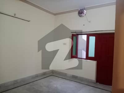 1.5 Marla Upper Portion Is Available For rent In Khayaban Colony 3