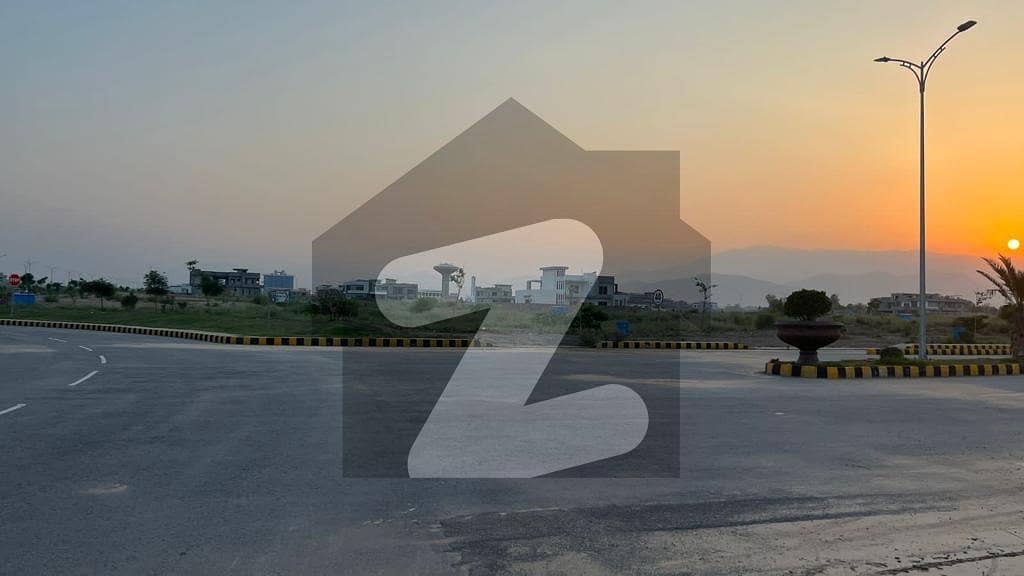 ڈی ایچ اے فیز 1 - سیکٹر بی ڈی ایچ اے فیز 1 ڈی ایچ اے ڈیفینس پشاور میں 5 مرلہ رہائشی پلاٹ 56 لاکھ میں برائے فروخت۔