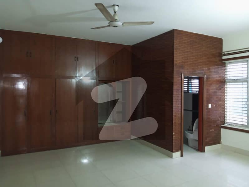 Get A 1 Kanal Upper Portion For rent In DHA Phase 1