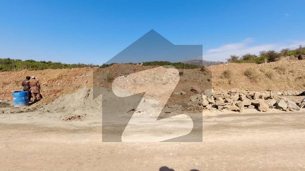 1 Kanal Residential Plot For Sale In C-15