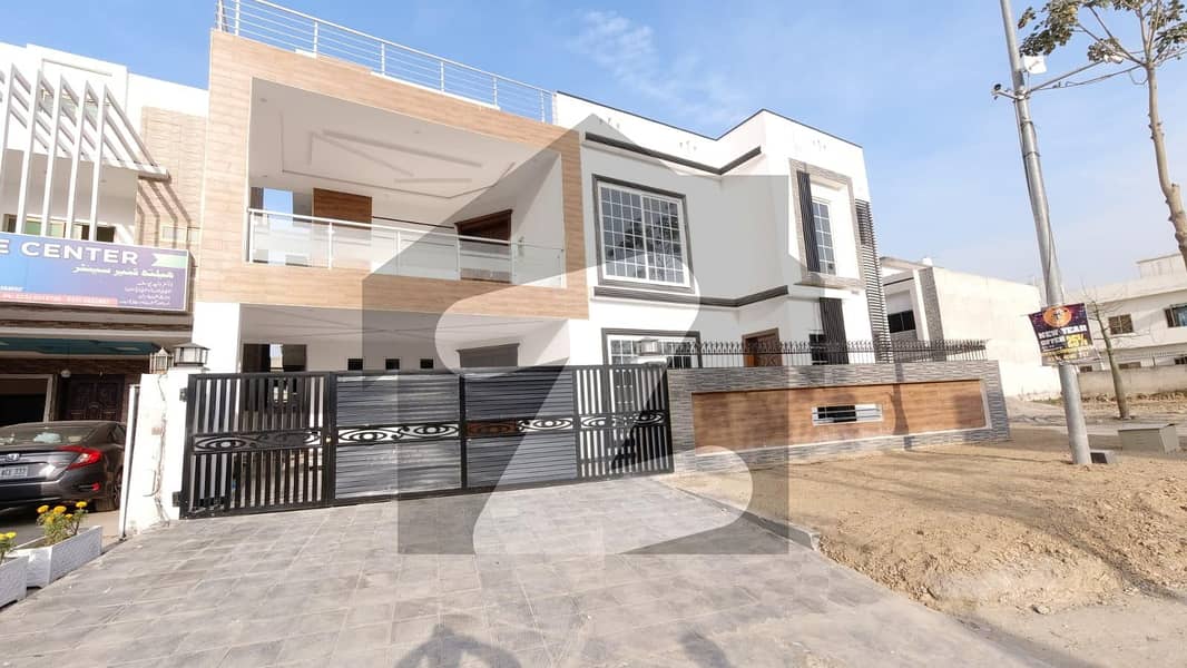 15 Marla House For sale In Faisal Town - F-18
