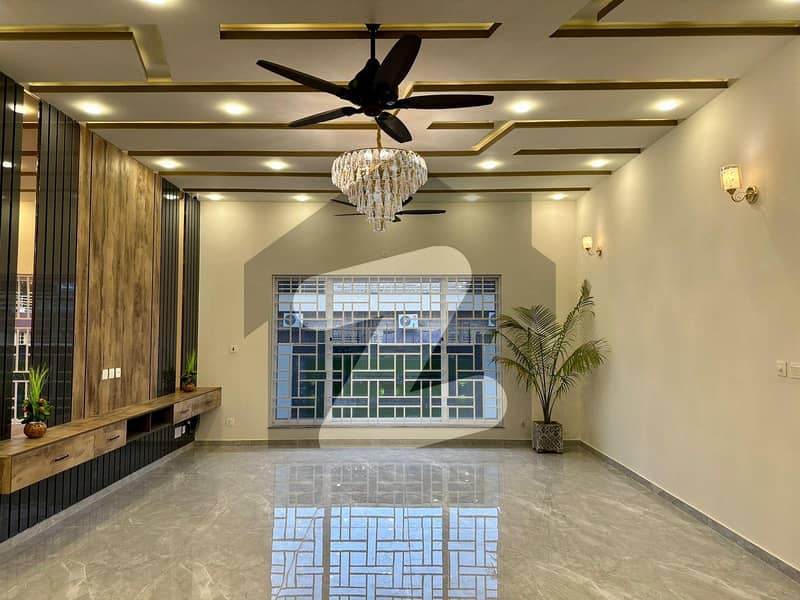 1 Kanal House Is Available For Sale In Bahria Town Phase 2