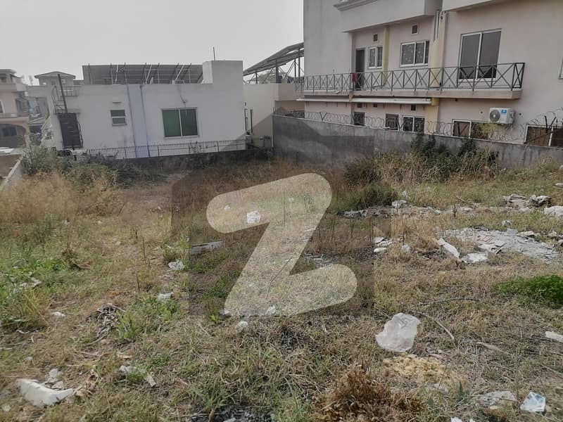 1 Kanal Residential Plot In Bahria Town Phase 3 Best Option
