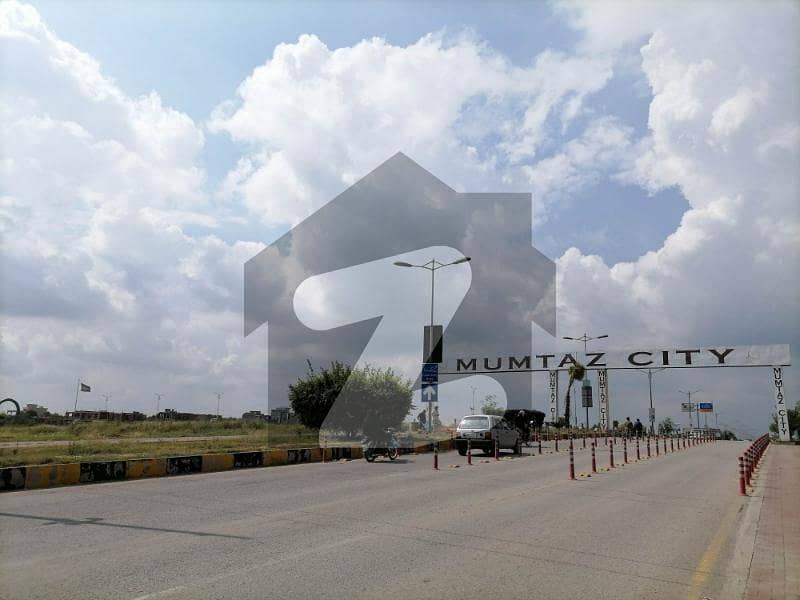 30/60 7 marla plot for sale in Mumtaz city