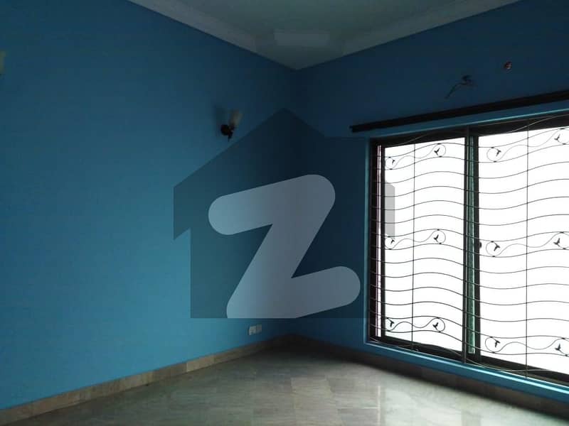 Stunning and affordable Upper Portion available for rent in Model Town Block Q Model Town