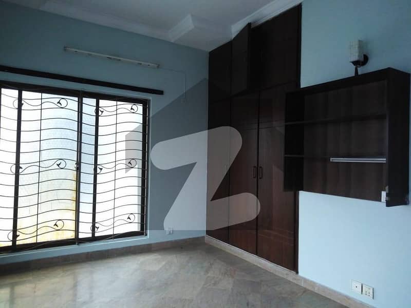 Stunning and affordable Upper Portion available for rent in Model Town Block Q Model Town