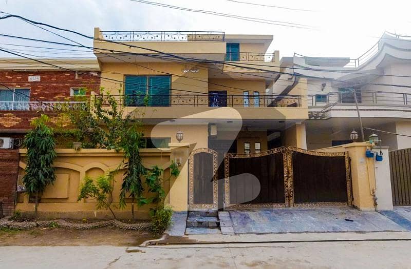 10 Marla House Is Available For Sale In Al-Amin House Society Lahore