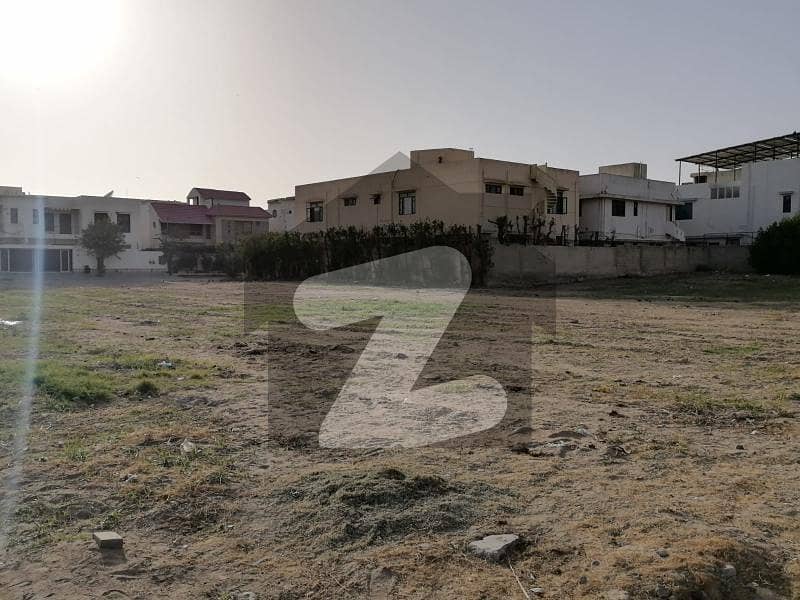100 Sq. yards Commercial Plot For Sale In Dha Phase 6 Ittehad Lane Karachi