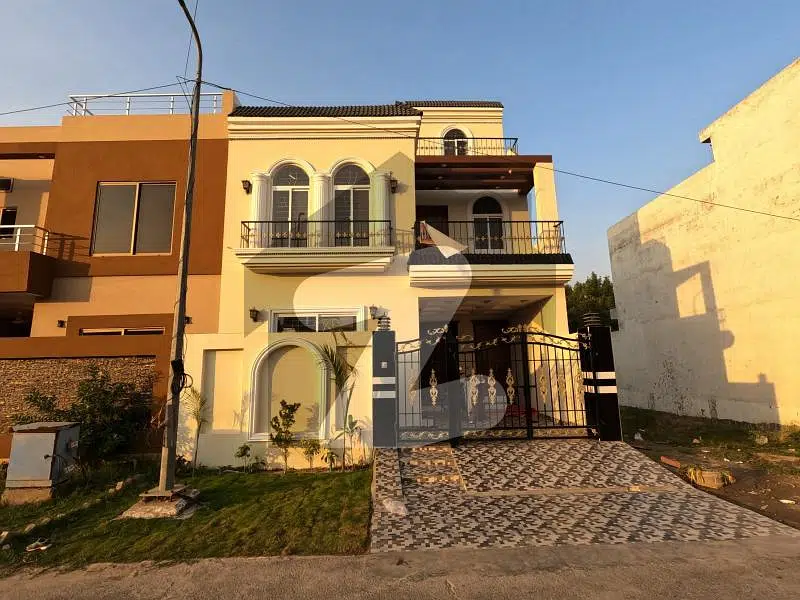 5 Marla House Is Available For Sale In Khayaban-E-Amin - Block N