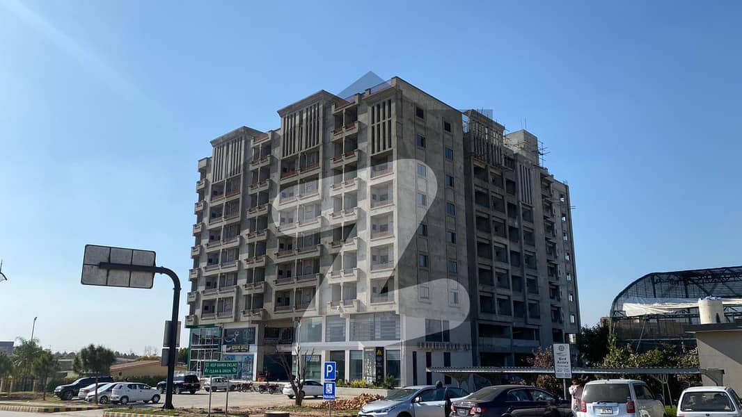 960 Square Feet Flat For sale Is Available In Akas Mall & Residencia