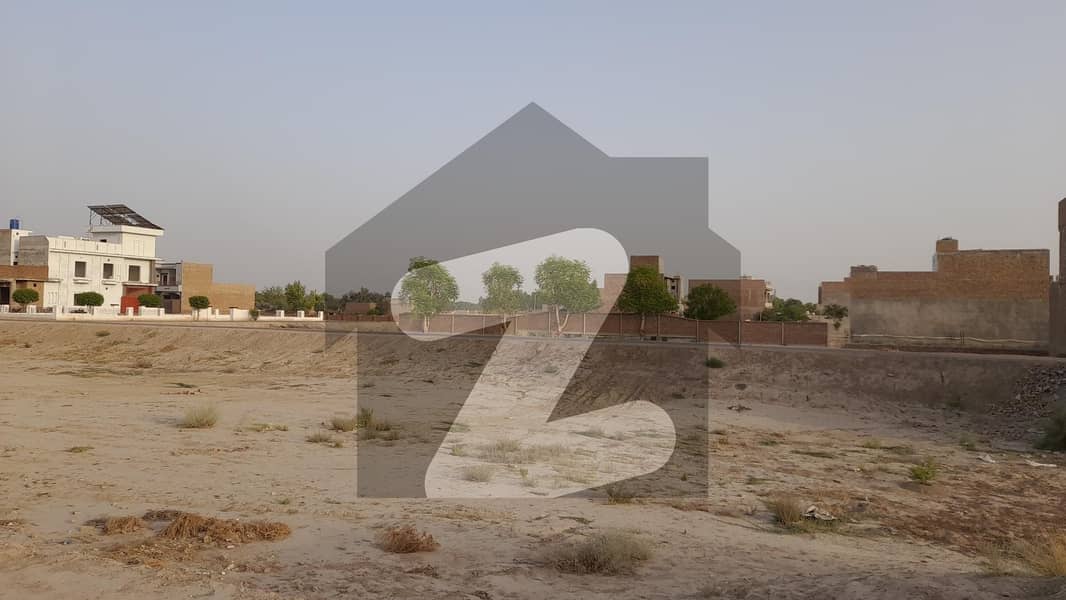 Ideal Prime Location Residential Plot Is Available For sale In Rafi Qamar Road