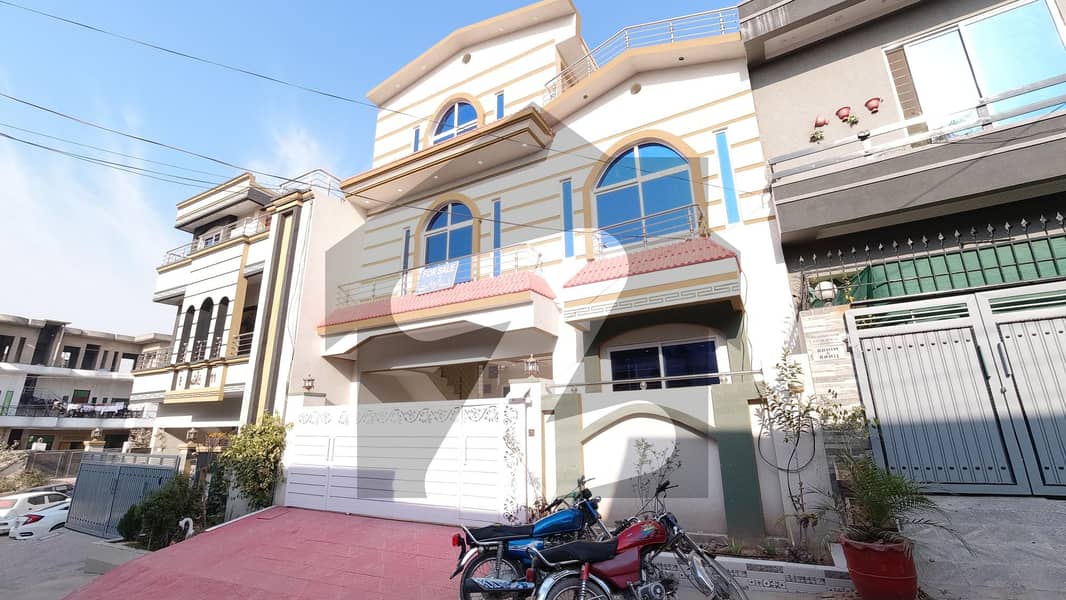 Ideal 6 Marla House Available In Airport Housing Society Sector 4
