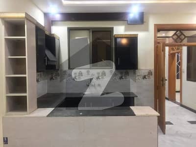 ورسک روڈ پشاور میں 6 کمروں کا 5 مرلہ مکان 50 ہزار میں کرایہ پر دستیاب ہے۔