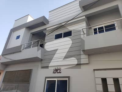 سوہنی دھرتی ٹاؤن اڑہ تُلہ روڈ ساہیوال میں 3 کمروں کا 4 مرلہ مکان 80 لاکھ میں برائے فروخت۔