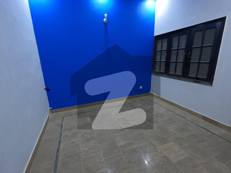 Prime Location Flat Of 750 Square Feet In Saadi Town Is Available