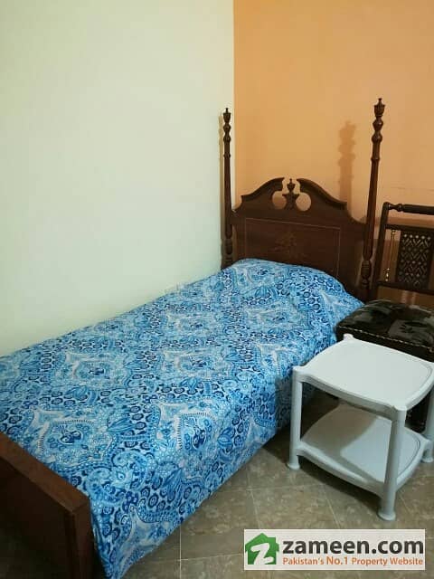 Furnished Room On Sharing Only Girls