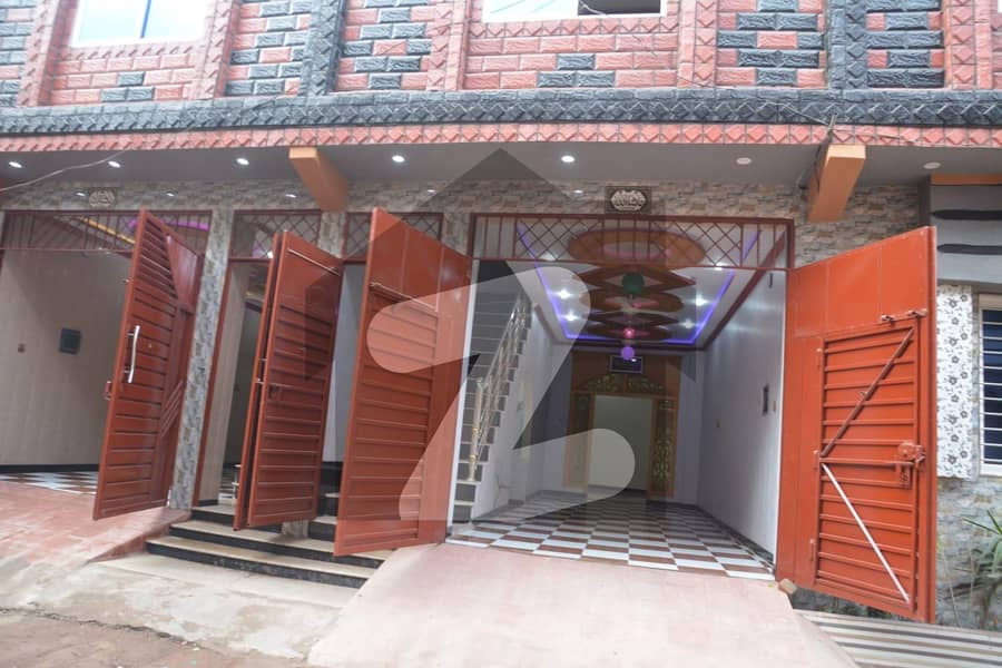 سیٹھی ٹاؤن پشاور میں 4 کمروں کا 2 مرلہ مکان 70 لاکھ میں برائے فروخت۔