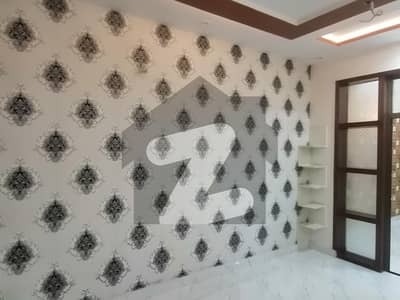 5 Marla House Available In Samanabad For sale