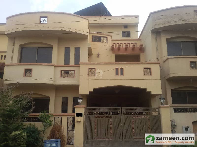 Double Storey House For Sale In Pakistan Town Phase 1 Hill Views