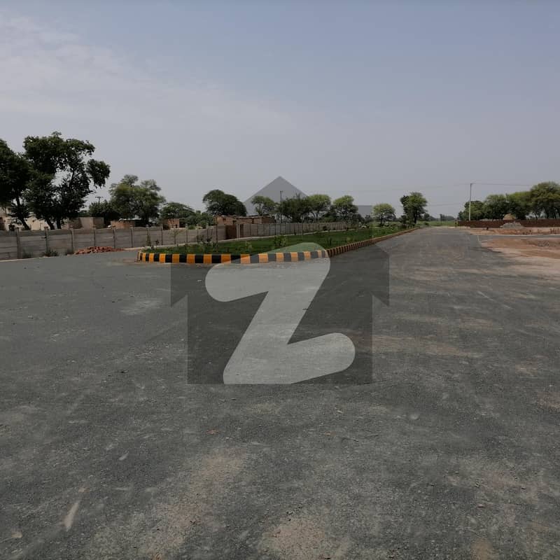To sale You Can Find Spacious Commercial Plot In Sahiwal Bypass