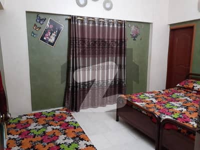 Flat Of 1215 Square Feet In Alamdar Chowk Is Available