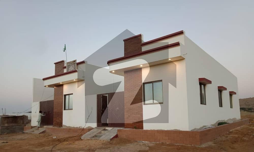 Luxury Bungalow  Available For Sale In Ali Town