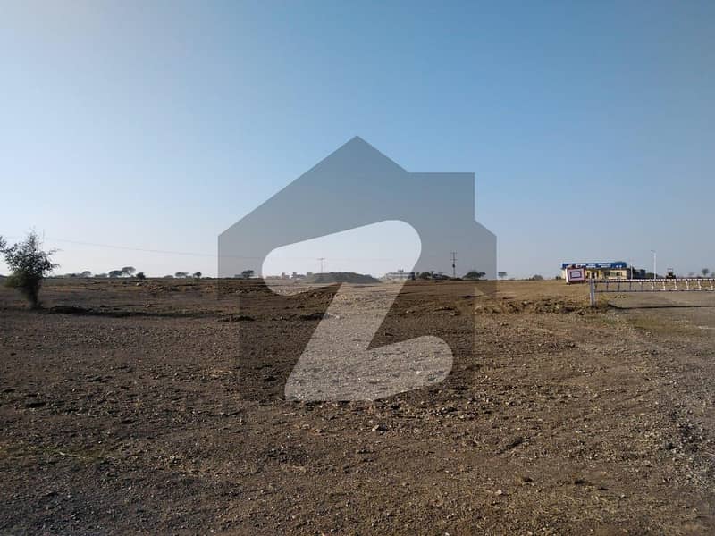 A Stunning Residential Plot Is Up For Grabs In Ministry of Commerce