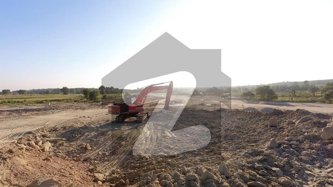 A Stunning Residential Plot Is Up For Grabs In Ministry of Commerce